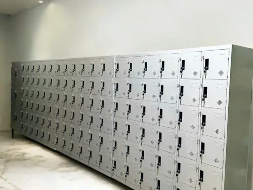 Tủ sắt locker 3