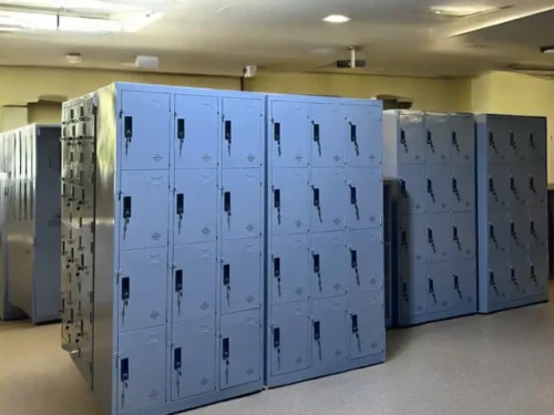 Tủ sắt locker 12 ngăn