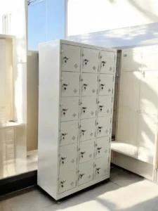 Tủ sắt locker 18 ngăn