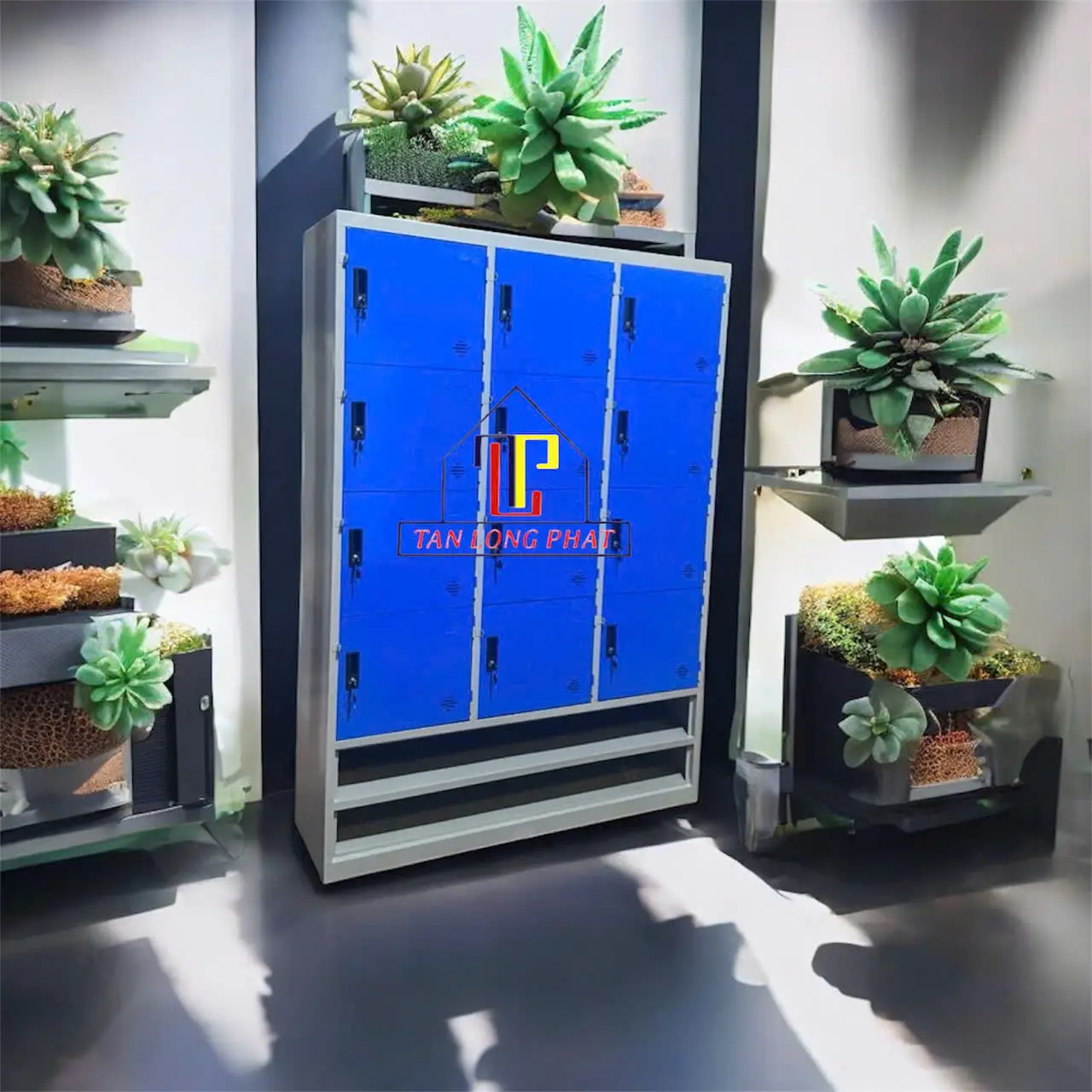 Tủ trường học 12 ngăn 2 khay để dép